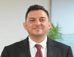 العميل Huseyin Demir