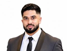 العميل Nusrat Seedat