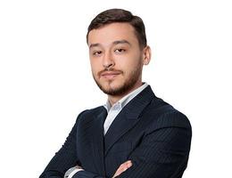 العميل Jakhongir Bazarov