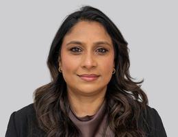 العميل Ruhela Akhtar
