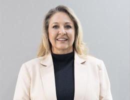 العميل Hester Sophia Du Plessis