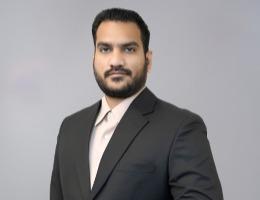 العميل Yasir Riyaz