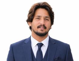 العميل Muhammad Adil
