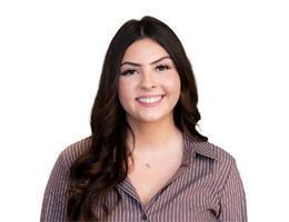 العميل Ruby McRae