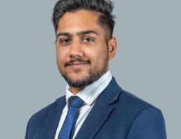 العميل Tejas Dalal