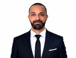 العميل Bassel Yehia