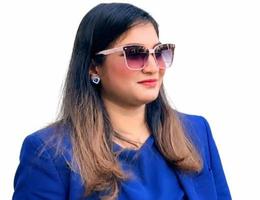 العميل Hira Wajahat