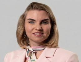 Agent Pauline Bruin