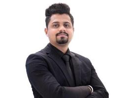 العميل Shrish Poojari