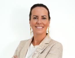 العميل Anna Coles