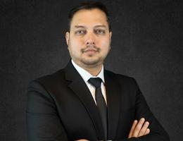 العميل Vivek Arora