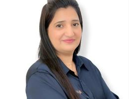 العميل Nagina Qadeer  (RAQ)