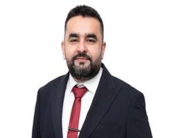 العميل Inam Shah