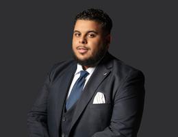 العميل Amir Ramadan