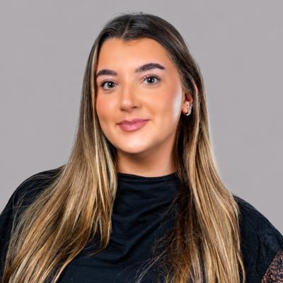 Agent Lauren Sykes