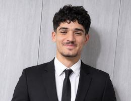 العميل Fares Tamer