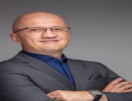 العميل Hugo Csipor