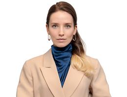 العميل Petra De Busschere