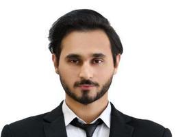 العميل Zain Ali