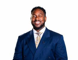 Agent Ashley Williams