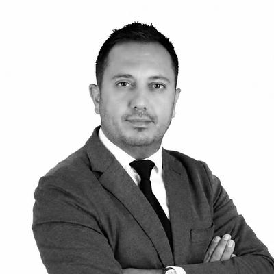 Arman Azadi Arman Azadi