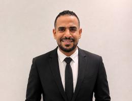 العميل Ali momen