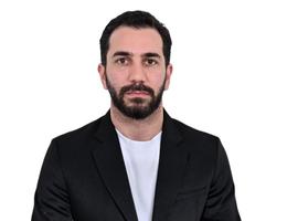 العميل Hady Azrieh