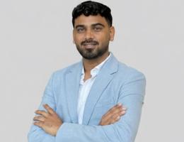 العميل Mohit Jain