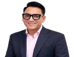 العميل Sam King