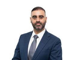 العميل Asad Iqbal
