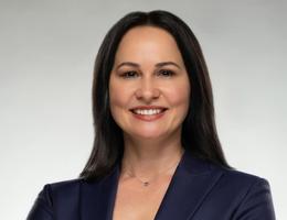Agent Svitlana Vyshnyakova