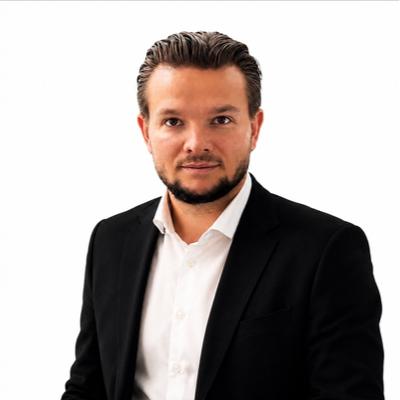 العميل Iaroslav Spiridonov