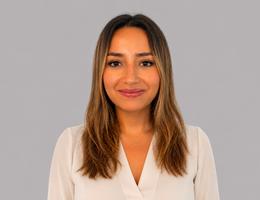 العميل Mirna Kamal
