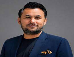 العميل Muhammad Zubair