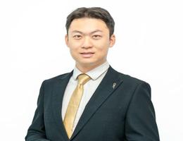 العميل Junjie Feng