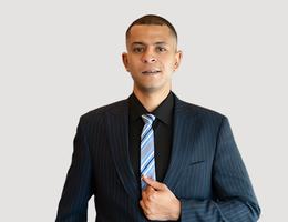 العميل Hossam Radwan