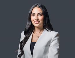 العميل Yasmin Ousfour