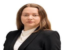 Agent Timea Maroti
