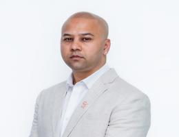 العميل Valise Parmar