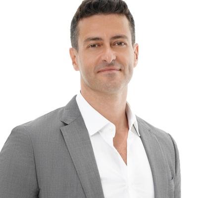 Agent Omar Abaza