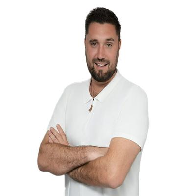 العميل Artsiom Rybakin