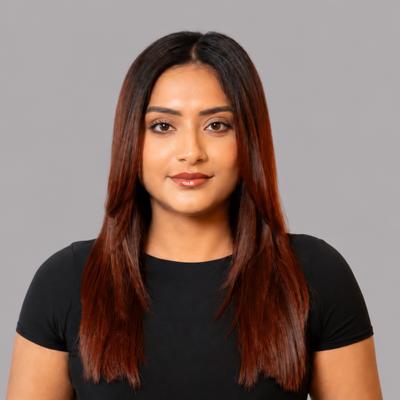 العميل Sarita Hayer 