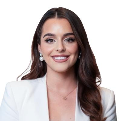 العميل Elise Lewis