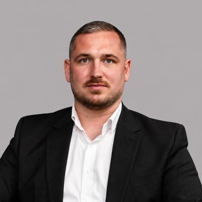 العميل Joshua Holt