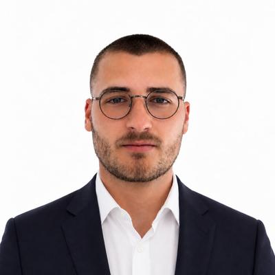 Agent Jed Bertola