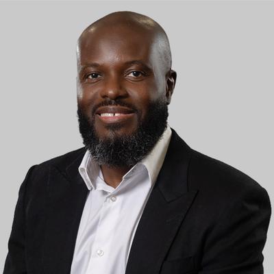 العميل Deon Trotman
