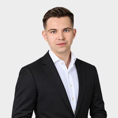 Agent Ruvim  Domanics 