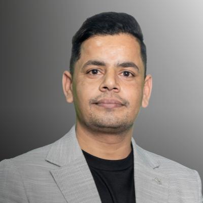 العميل Deepak Sharma
