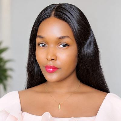 العميل Christine Mwebaza
