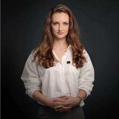 Agent Lea Segretain